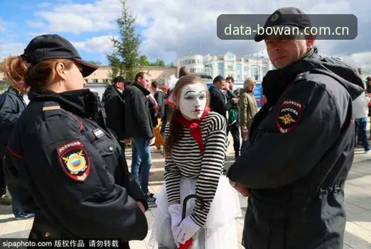 世界杯安保操作教程：从英国警员缩减看赛事情报联动